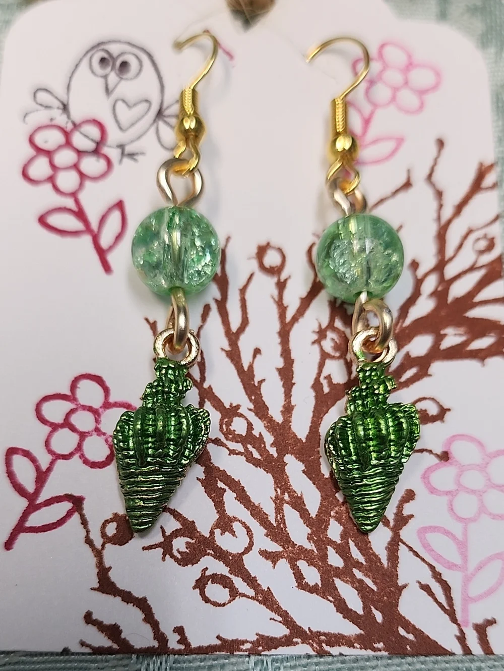 Shell Dangle Pierced Earrings! - Picture 2 of 2
